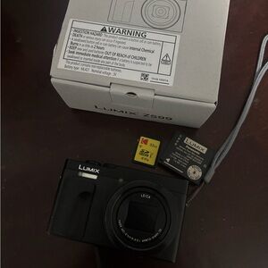 Panasonic Lumix ZS60 Black Digital Camera with Accessories